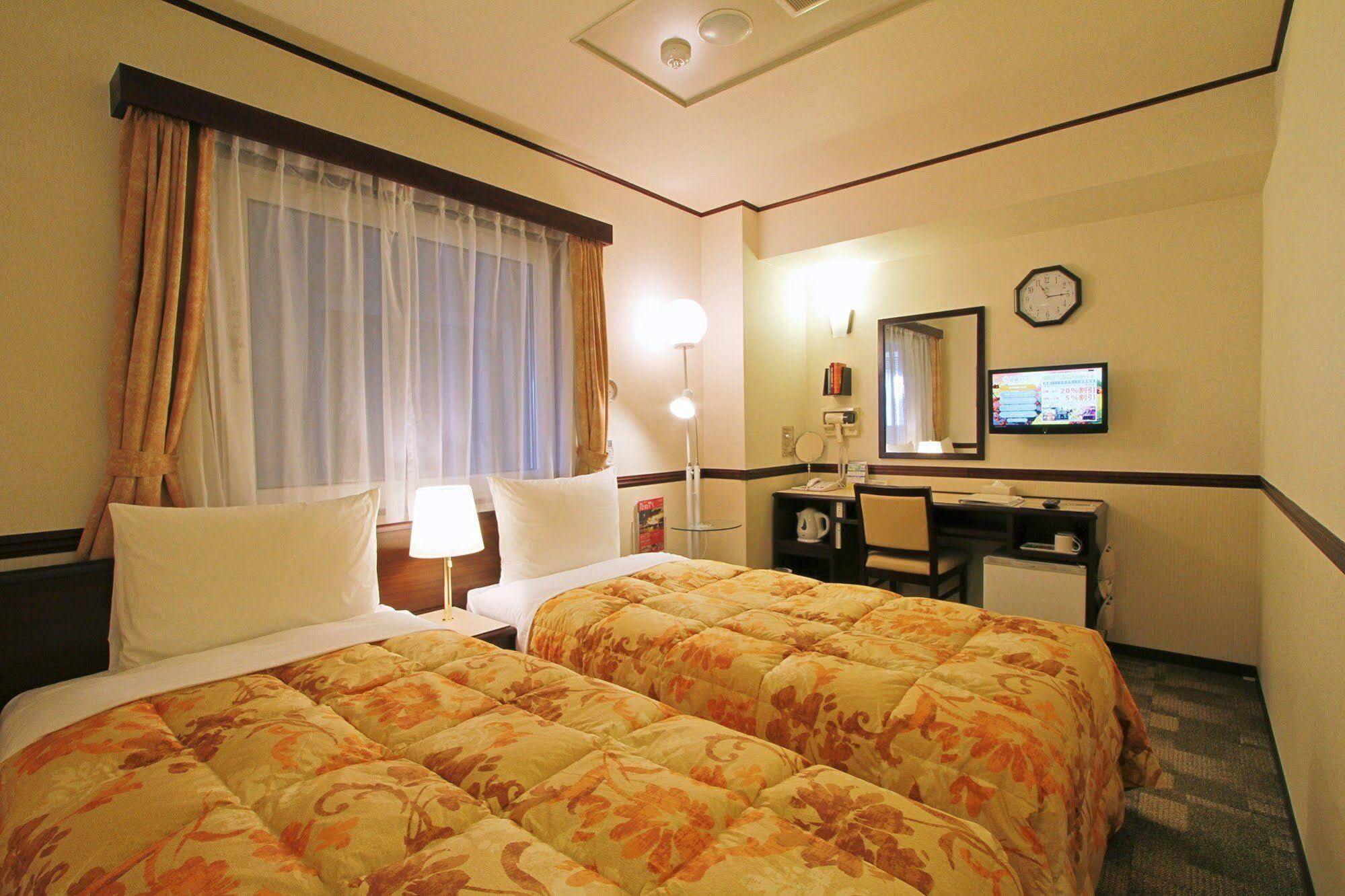 Toyoko Inn Tokyo Seibu Ikebukuro Sen Higashi Kurume Eki Nishi Guchi Kültér fotó